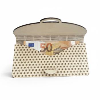 Holz‑Umschlag aus Sperrholz mit modernem Schriftzug ‚congratulations gratulate‘, ideal für Geldgeschenke und Gutscheine.